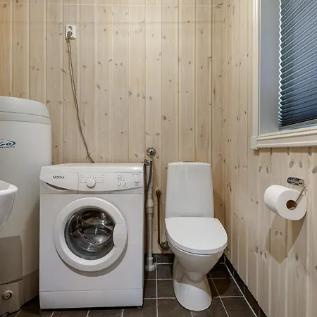 Holiday home Hytteeventyr I Valdres Med Jacuzzi, 5 Soverom, Alpinbakke Og Skiloyper Like Ved!